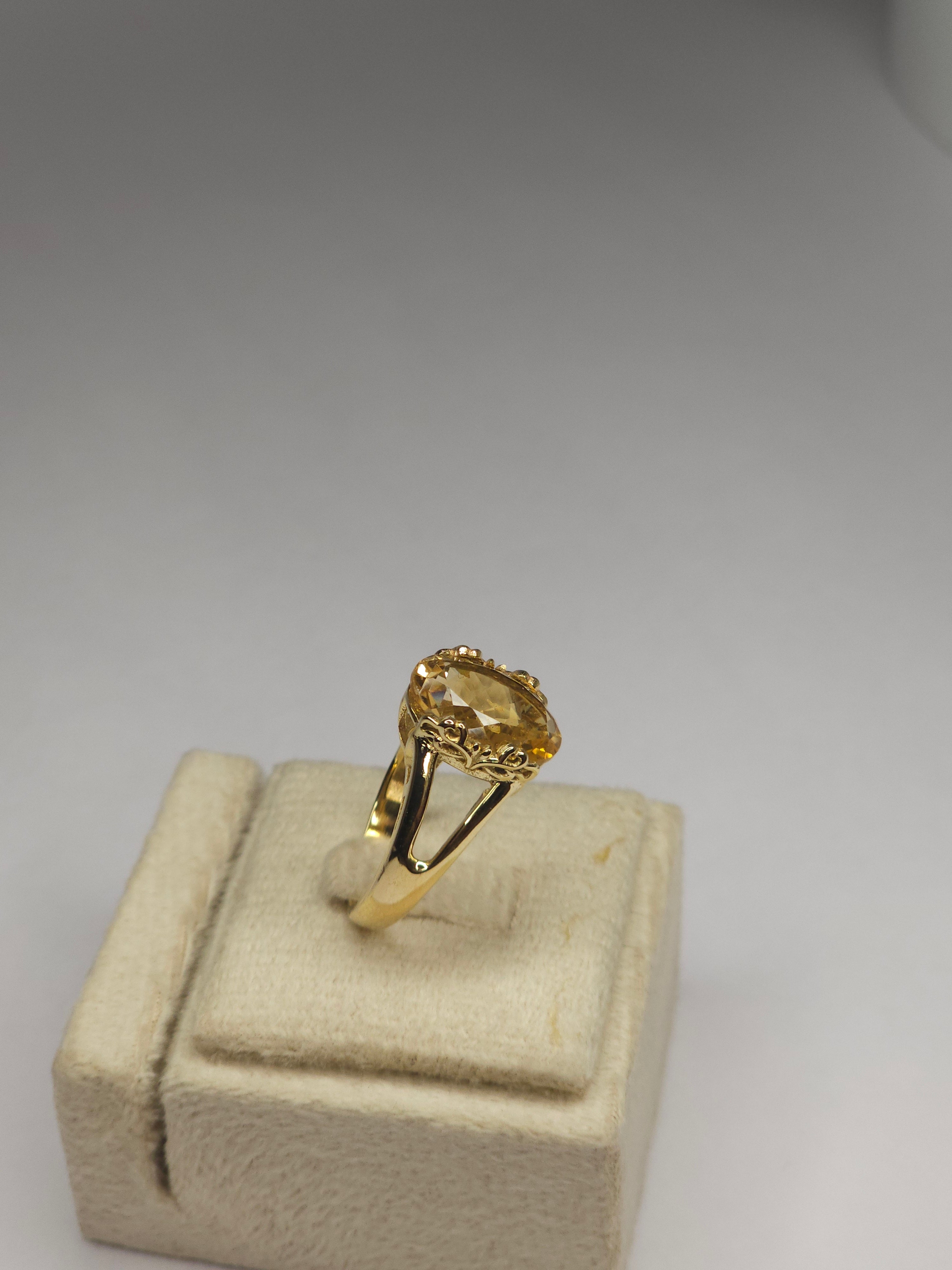 Prong Halo Ring